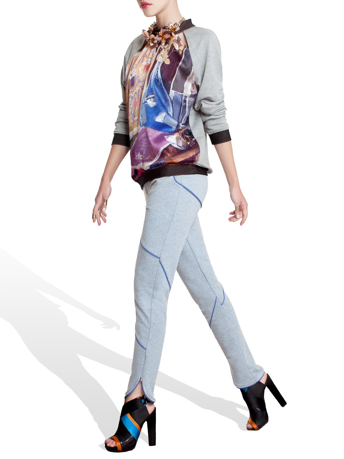 Paper Stamp SWEATSHIRT side